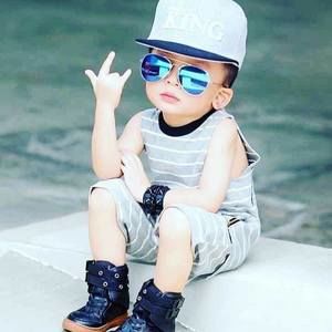 Meet your Posher, Nelson